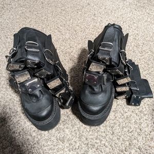 8 inch platform boots